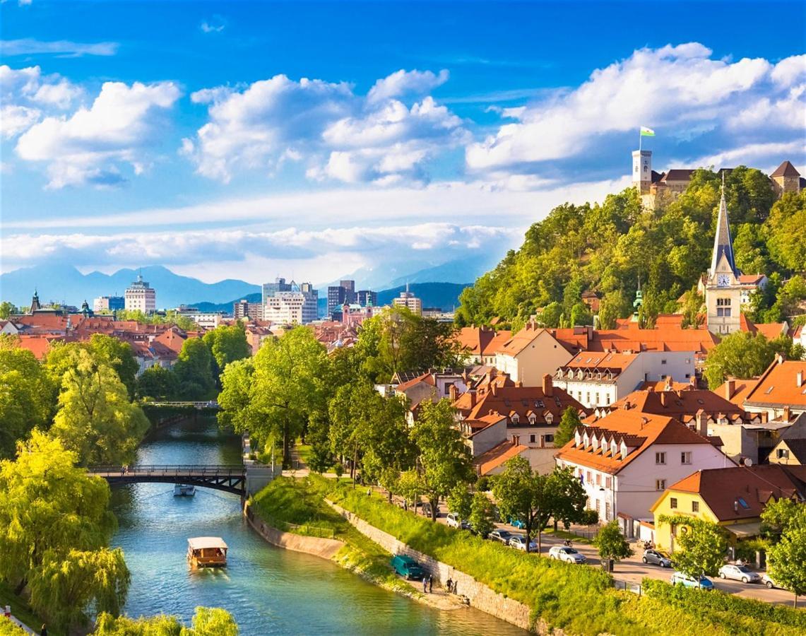 Ljubljanaart Apartment Екстер'єр фото
