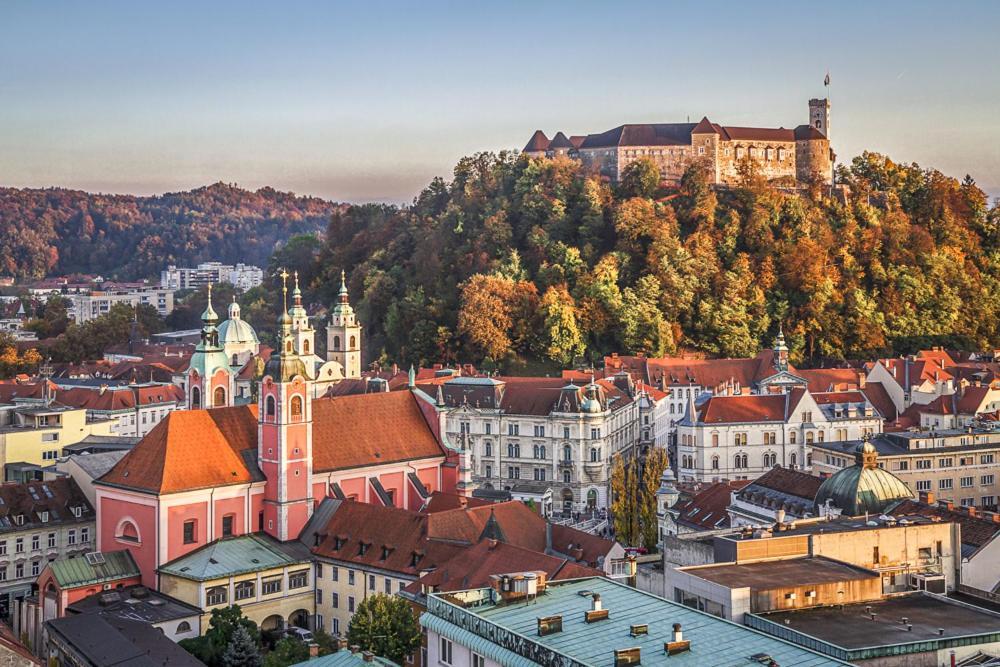 Ljubljanaart Apartment Екстер'єр фото
